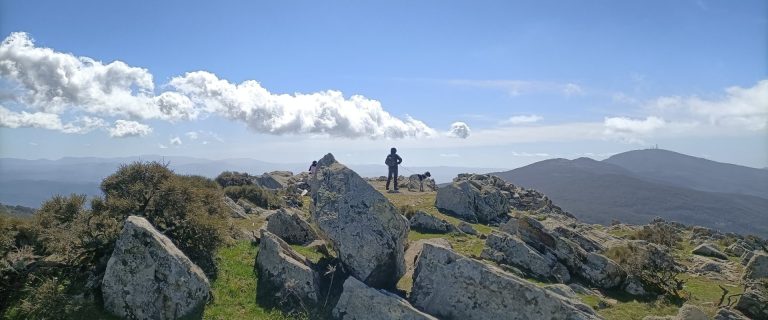Escursione “Sentiero verso la Vetta”